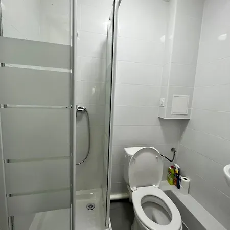Tk 3 Centre Apartment